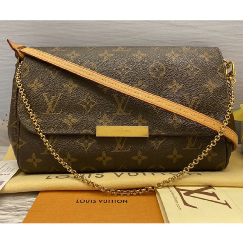 Louis Vuitton Favorite MM Monogram Chain Clutch Crossbody (DU4123)